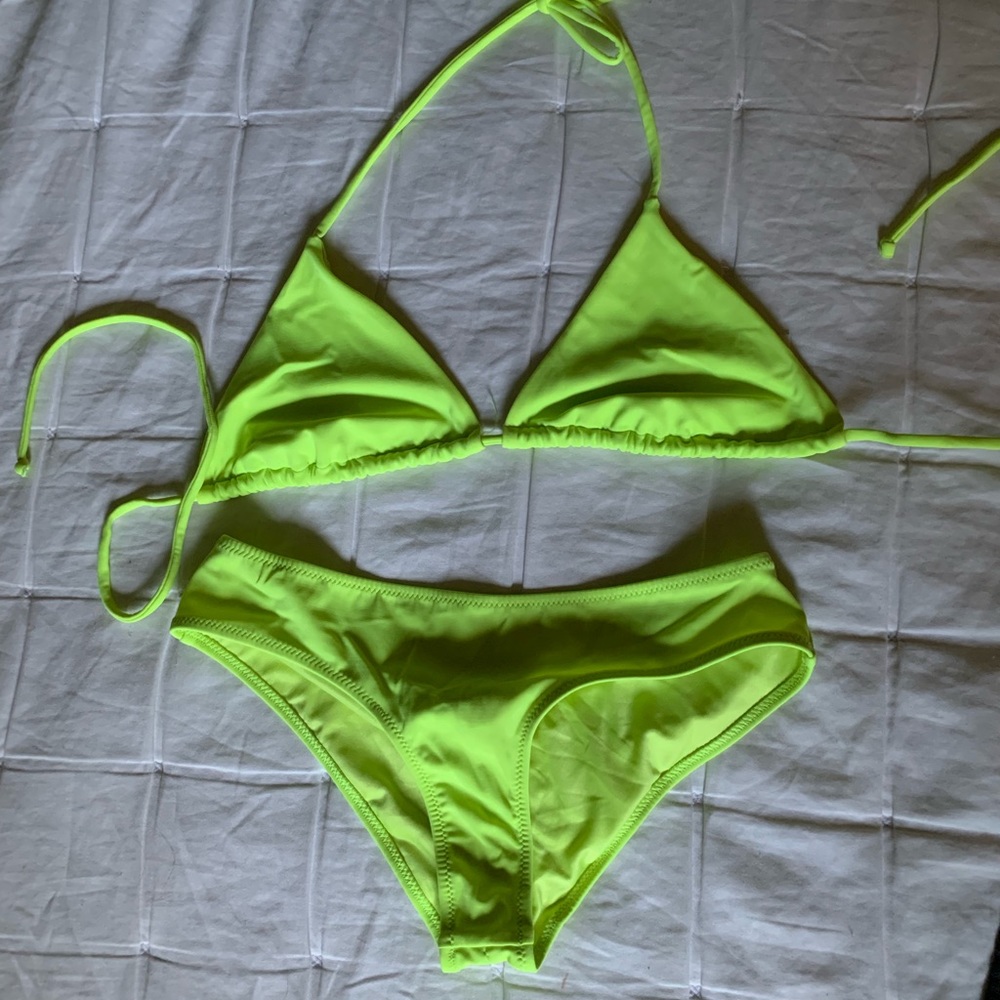 Victoria’s Secret Cheeky Triangle Bikini Bottoms